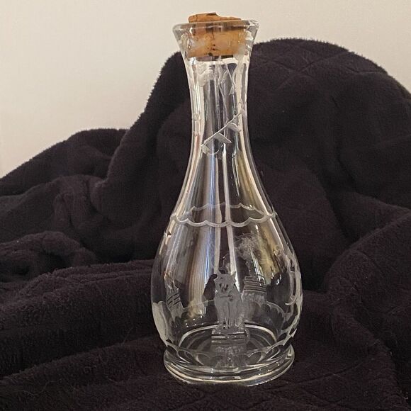 Vintage Heisey Glass Bitters Bottle with Circus Etch Lion Tamer 6" tall - Picture 15 of 16